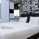 New And Spacious 2Br At Maple Park Apartment By Travelio